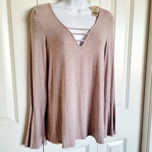 BNWT American Eagle Long Sleeve Shirt - Size XS